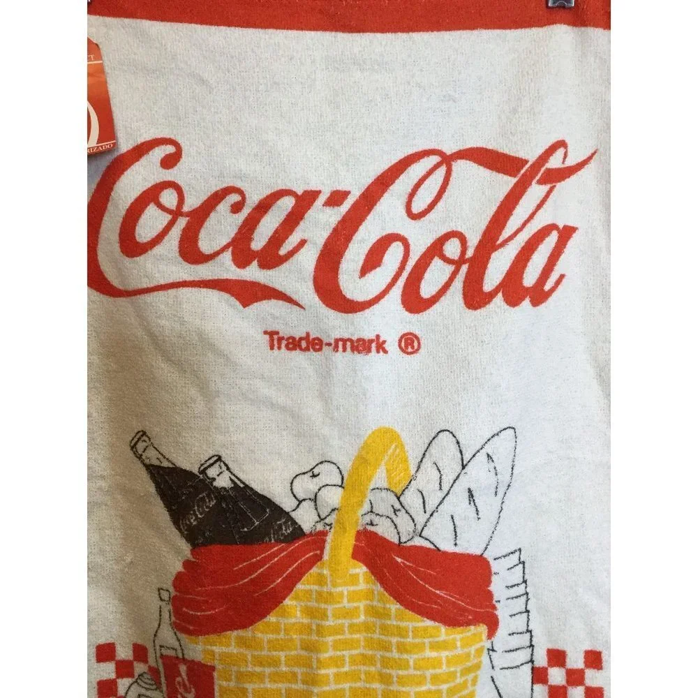 Vintage 90s Coca Cola towel picnic scene hand golf sports workout